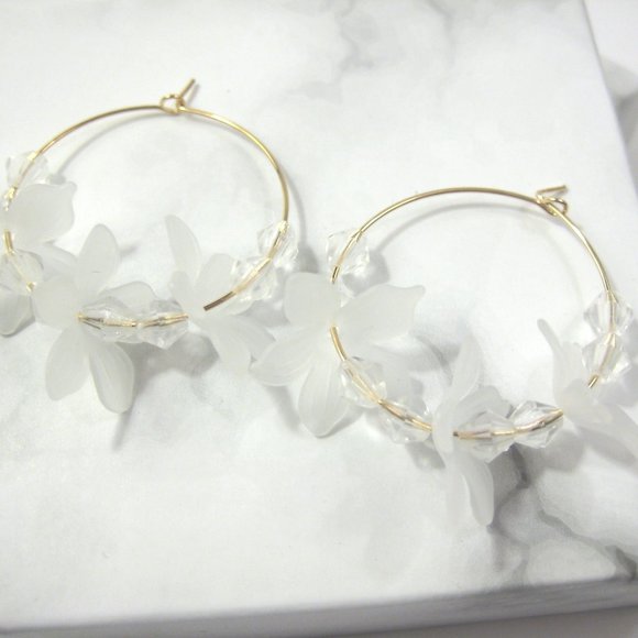 5 for $30 💕 Dew Lily Hoop Earring - Picture 2 of 5